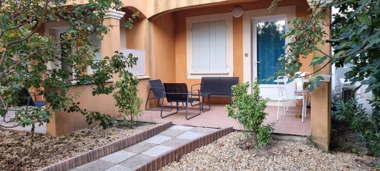 Appart'Hotel Festival Sud Aqua - Avignon Tgv Dış mekan fotoğraf